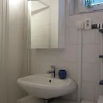 Traditionelle Mit Pool Und Ausblick By Interhome Case de vacanță *